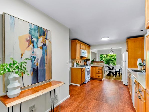 2593 El Caminito, Oakland CA 94611