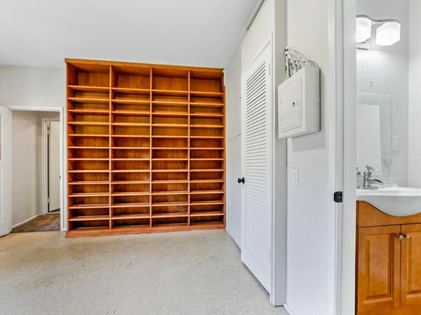 2593 El Caminito, Oakland CA 94611