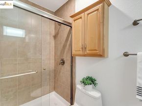 77 Fairmount Ave 317, Oakland CA 94611