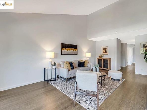 77 Fairmount Ave 317, Oakland CA 94611