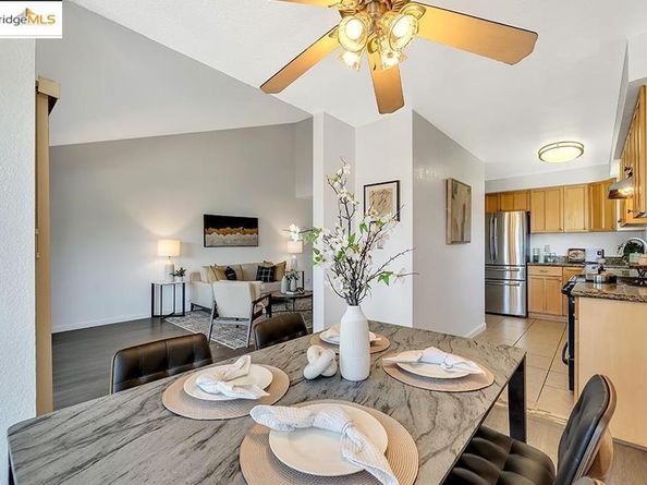 77 Fairmount Ave 317, Oakland CA 94611