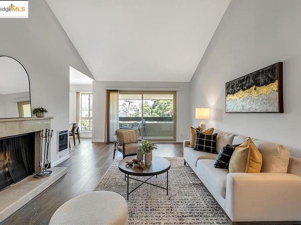 77 Fairmount Ave 317, Oakland CA 94611
