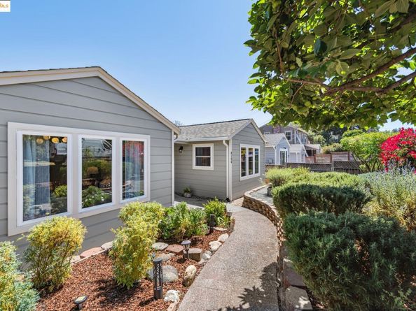 8100 Earl St, Oakland CA 94605