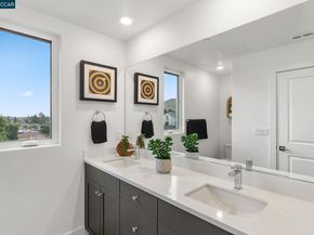 27276 Cosmo Ct, Hayward CA 94541