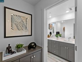 27276 Cosmo Ct, Hayward CA 94541