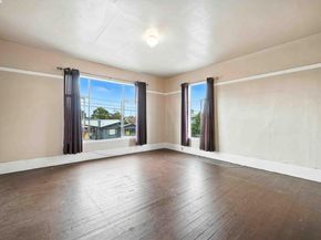 556-558 Alcatraz Ave, Oakland CA 94609