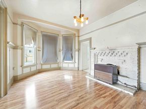556-558 Alcatraz Ave, Oakland CA 94609
