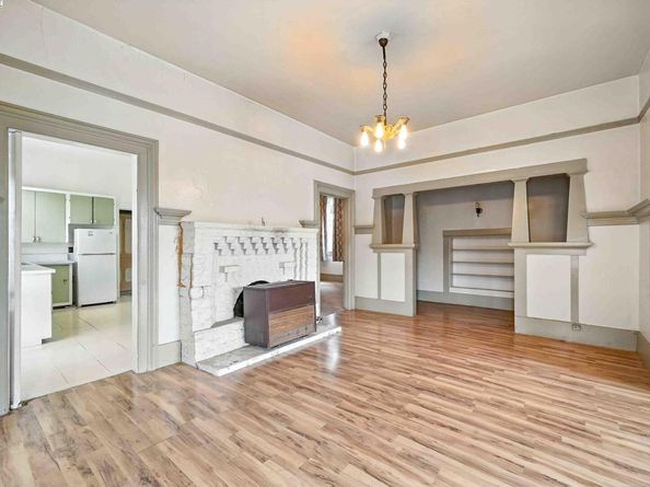 556-558 Alcatraz Ave, Oakland CA 94609