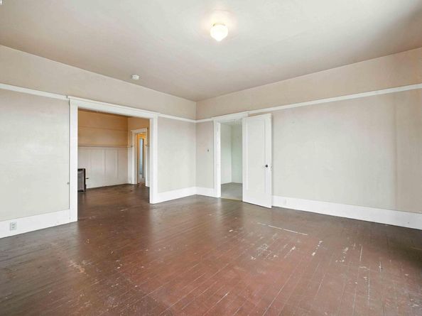 556-558 Alcatraz Ave, Oakland CA 94609