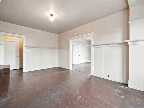 556-558 Alcatraz Ave, Oakland CA 94609
