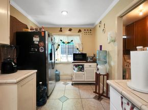 6133 Seminary Ave, Oakland CA 94605