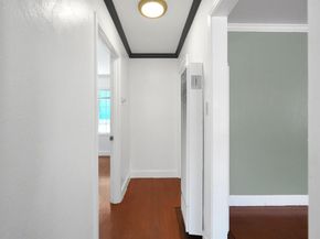 6133 Seminary Ave, Oakland CA 94605