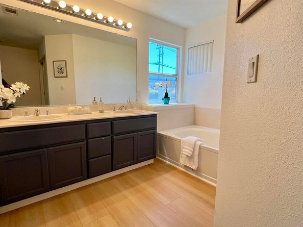 1028 Landmark Ct, Richmond CA 94806