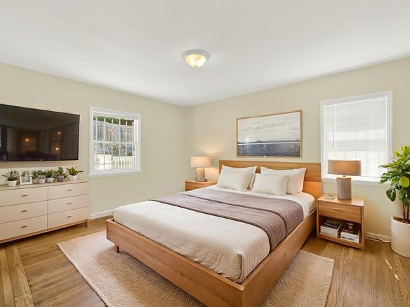 8010 Ney Ave, Oakland CA 94605