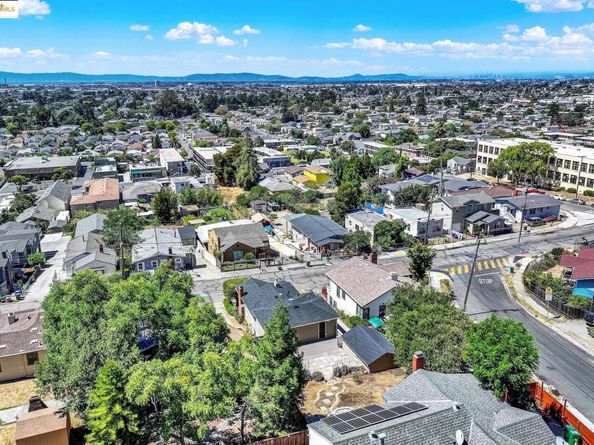 8010 Ney Ave, Oakland CA 94605