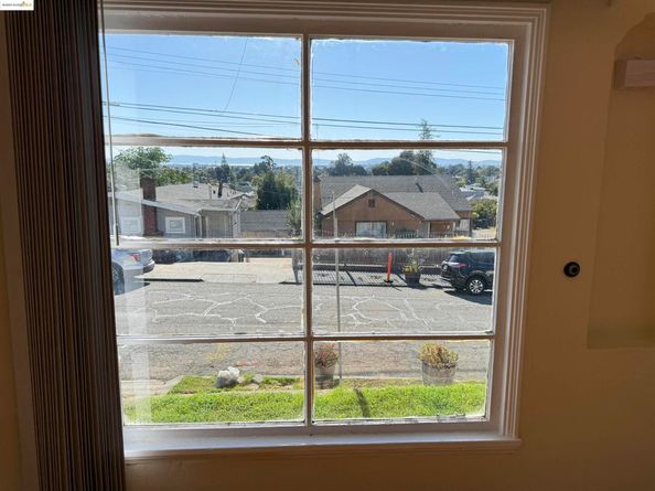 8010 Ney Ave, Oakland CA 94605