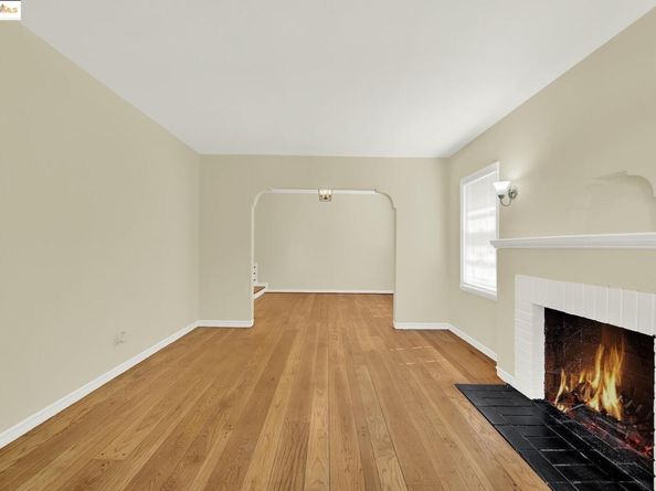 8010 Ney Ave, Oakland CA 94605