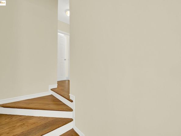 8010 Ney Ave, Oakland CA 94605