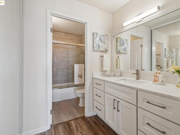 555 Pierce St 203, Albany CA 94706
