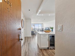 555 Pierce St 203, Albany CA 94706