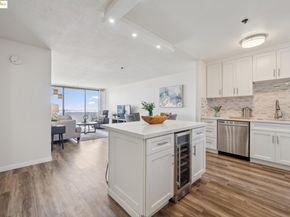 555 Pierce St 203, Albany CA 94706