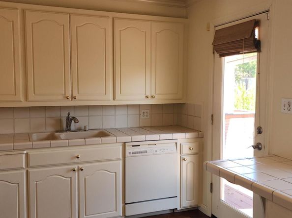 3672 Del Monte Way, San Leandro CA 94578