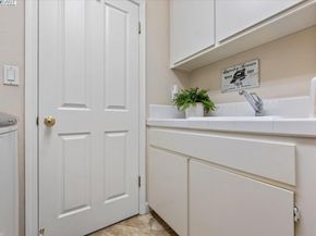7572 Meadow Ct, Dublin CA 94568