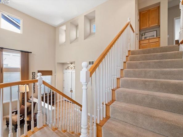 7572 Meadow Ct, Dublin CA 94568