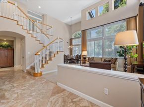7572 Meadow Ct, Dublin CA 94568