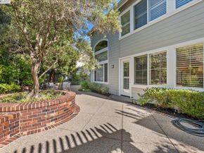 7572 Meadow Ct, Dublin CA 94568