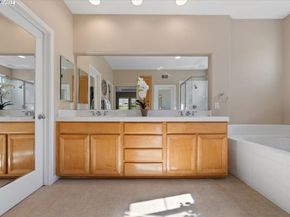 7572 Meadow Ct, Dublin CA 94568