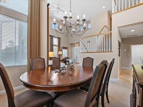 7572 Meadow Ct, Dublin CA 94568