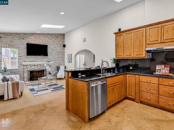 1144 Stirling Dr, Rodeo CA 94572