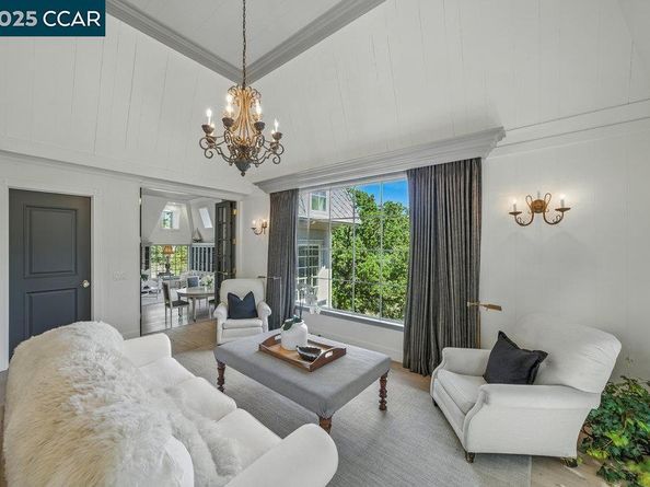 164 Camino Don Miguel, Orinda CA 94563