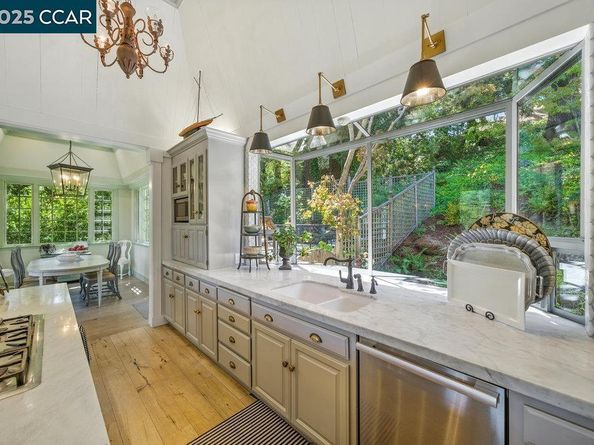 164 Camino Don Miguel, Orinda CA 94563