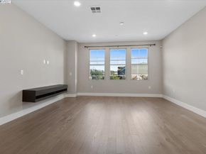 93 Catania Cmn, Fremont CA 94536