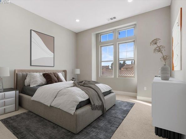 93 Catania Cmn, Fremont CA 94536