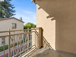 93 Catania Cmn, Fremont CA 94536