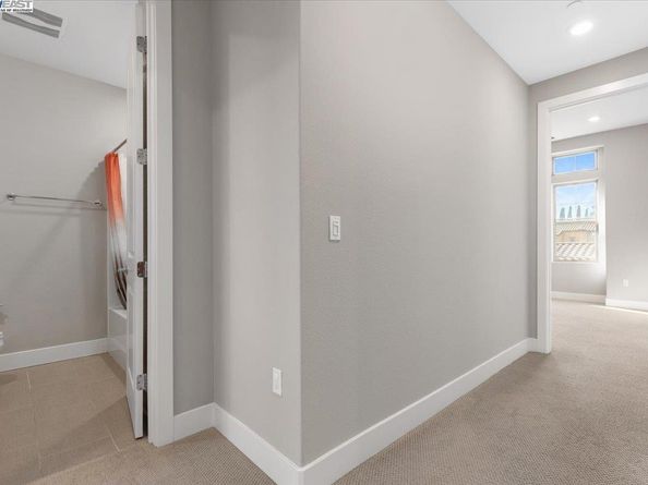 93 Catania Cmn, Fremont CA 94536