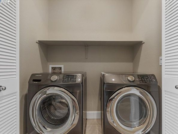 93 Catania Cmn, Fremont CA 94536