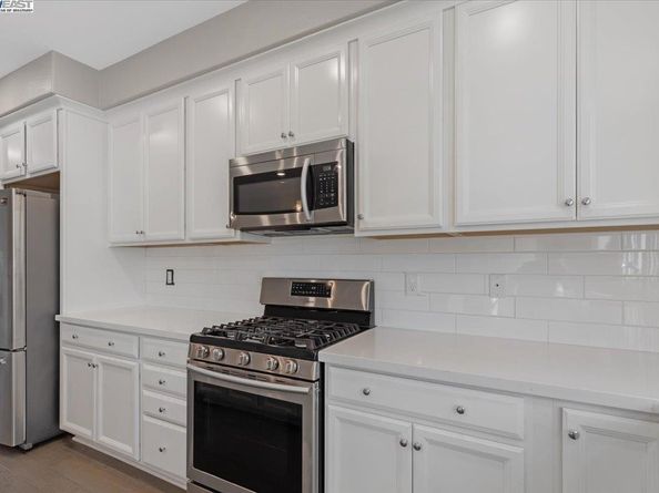 93 Catania Cmn, Fremont CA 94536
