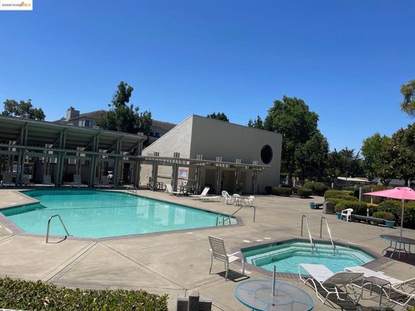 25930 Kay Ave 308, Hayward CA 94545