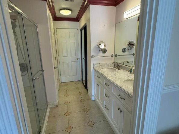 25930 Kay Ave 308, Hayward CA 94545