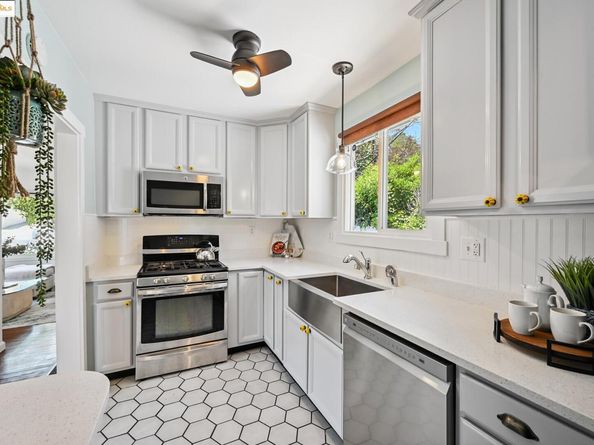 3316 Coolidge Ave, Oakland CA 94602