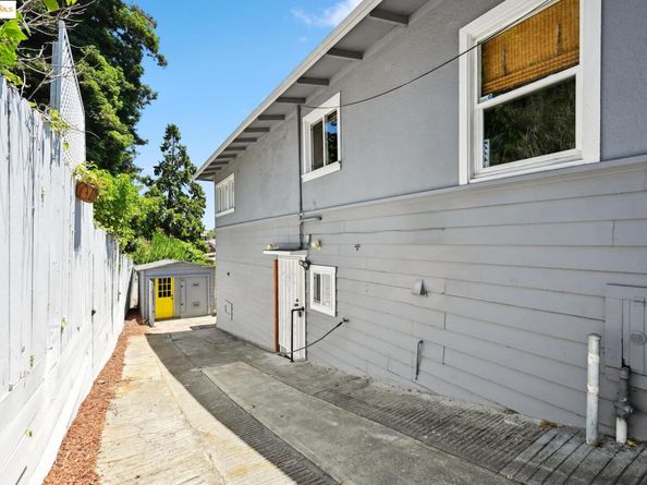 3316 Coolidge Ave, Oakland CA 94602