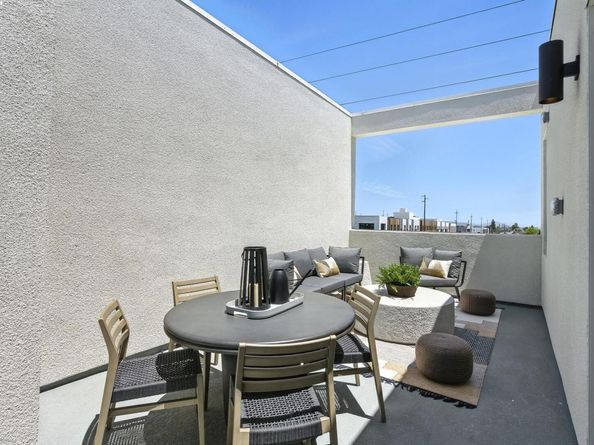 1670 Larkspur Street, Alameda CA 94501