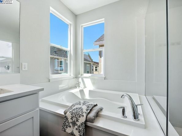8360 Marine Way, Newark CA 94560