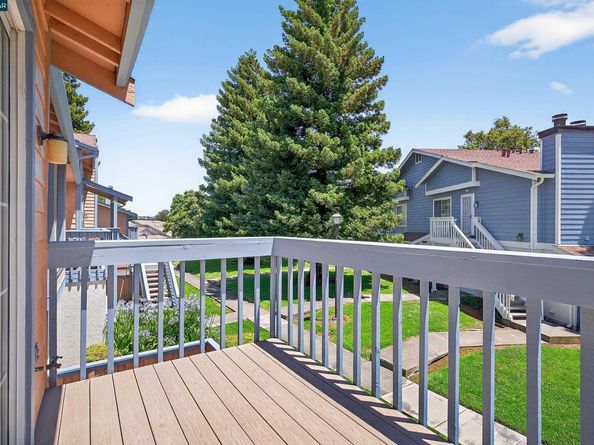 15 Glenwood, Hercules CA 94547