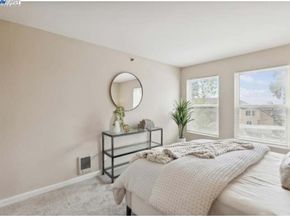 680 Dartmore Lane 260, Hayward CA 94544