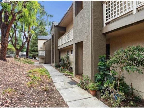 680 Dartmore Lane 260, Hayward CA 94544